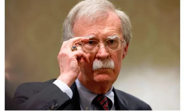 La situation tendue entre le Kosovo et la Serbie, Bolton : la menace réelle de Moscou