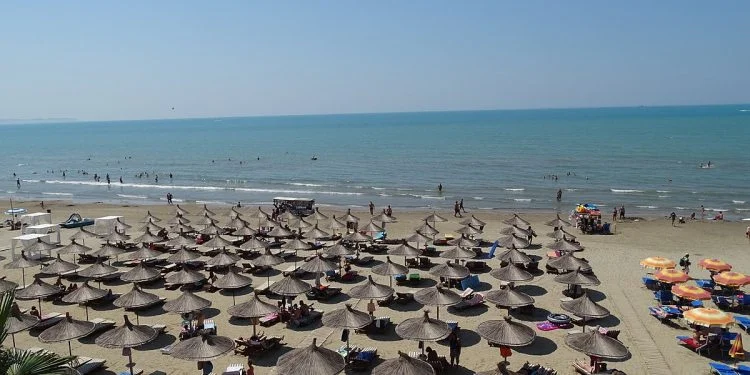 Come è successo la tragedia sulla spiaggia di Kavaja?