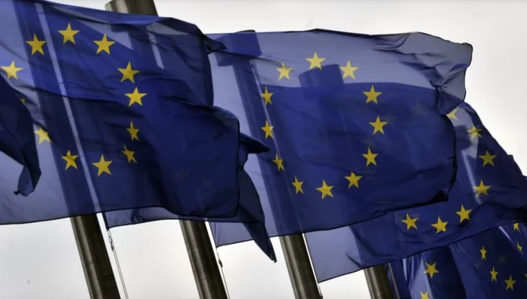Conséquences de la suspension des fonds de l'UE
