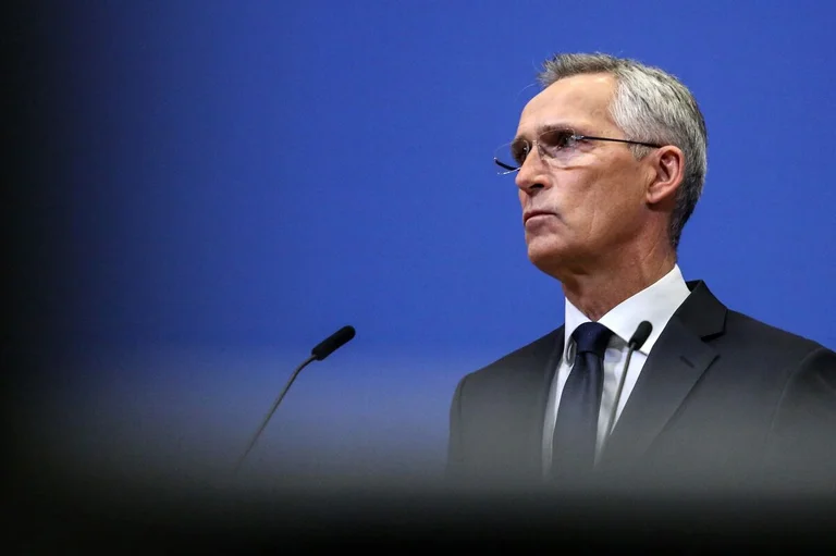 Shefi i NATO-s: Kosova dhe Serbia të ndalin veprimet që mund të rrisin tensionet në veri