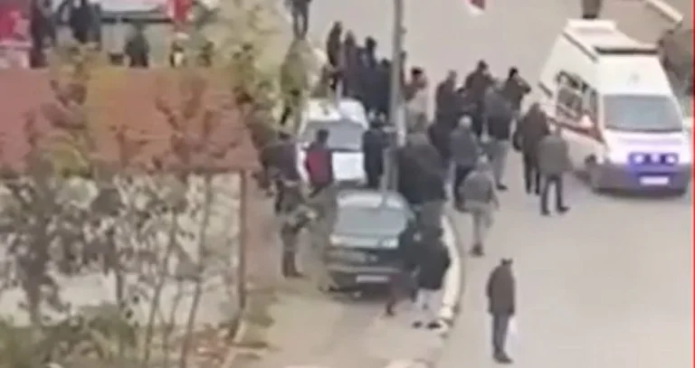 Image de la contrebande d'armes d'auto-intimidation publiée par la Serbie dans le nord du Kosovo