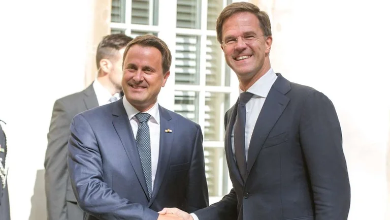 Tensions in the north, prime ministers of Holland, Luxembourg visiting Kosovo, Serbia