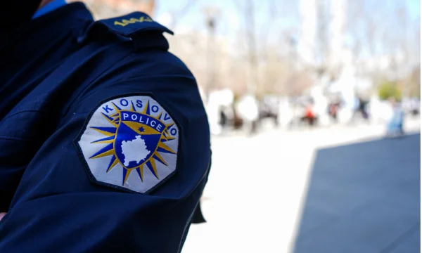 Katër sirianë qëllojnë me armë drejt policëve – arrestohen tre prej tyre