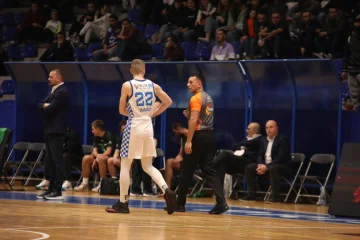 Drei von denen, die von der Polizei festgenommen wurden, Verdacht auf die Einrichtung Kosovo basketball