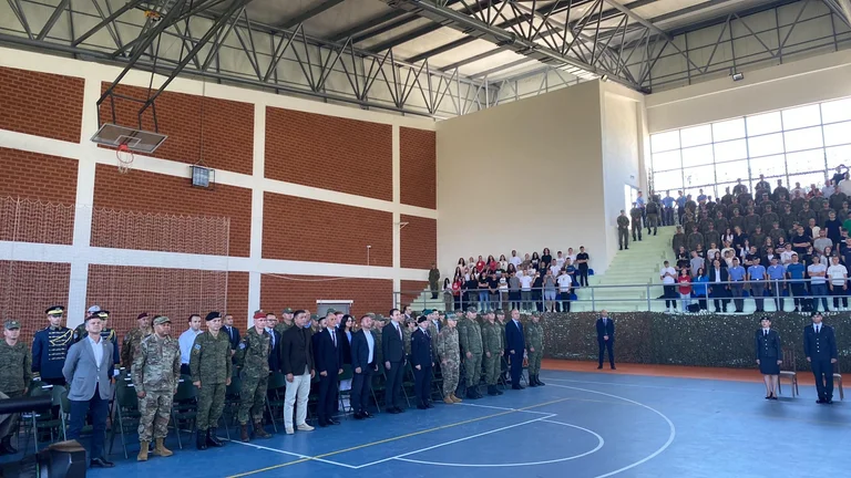 Kurti: Nuk e forcojmë ushtrinë për ta sulmuar dikënd, por për t’u mbrojtur nga dikush