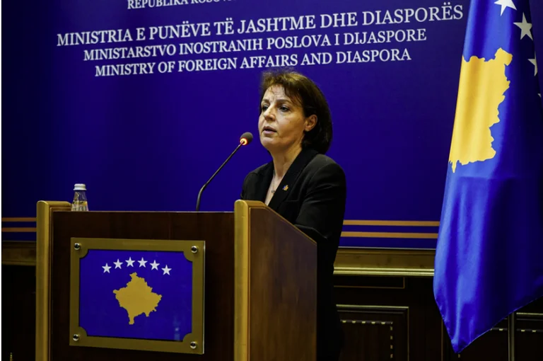 Shefja e Grupit të VV-së: Ndërkombëtarët po i prezantojnë kërkesat e Serbisë si të tyre