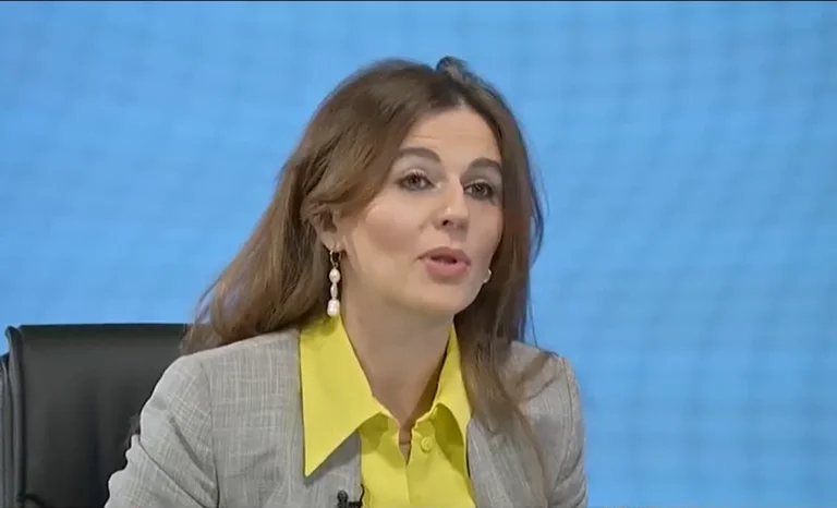 Çitaku: Jemi për shtrirje të sovranitetit por s’jemi me Kurtin që ka rrënuar çdo urë