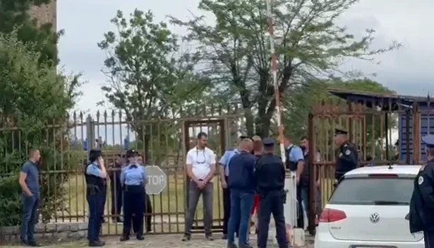 Masa të shtuara në Gazimestan, qytetarët kontrollohen për shkrime nacionaliste