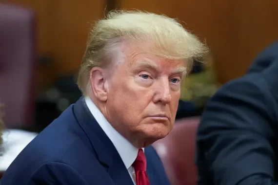 Dalin incizimet ku Trump dëgjohet duke folur për dokumente sekrete të ushtrisë në një klub golfi
