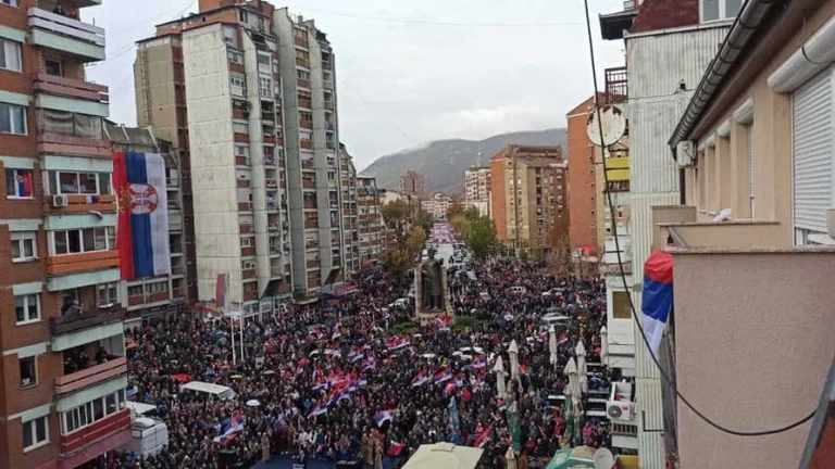 Serbët në veri sot mblidhen për të lexuar deklaratën e Vidovdanit, thotë mediumi serb