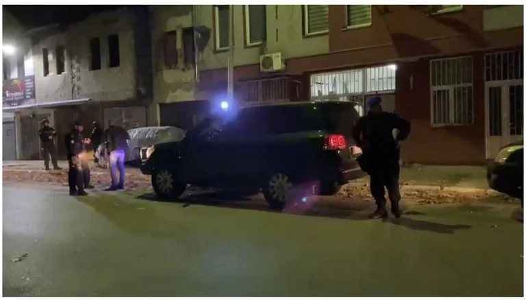 Policia jep detaje për shpërthimin e mbrëmshëm në objektin e komunës së Mitrovicës së Veriut