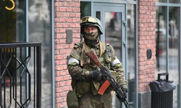 Pasi Wagner ka mësyrë Moskën, Letonia mbyll kufirin për rusët