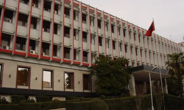 Rebelimi i Wagner, Ministria e Jashme del me njoftim për shqiptarët që ndodhen në Rusi