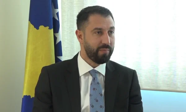Ministri Krasniqi shpreh ngushëllime për viktimat në Pejë: I tronditur, situata të tilla shpresoj të mos përsëriten