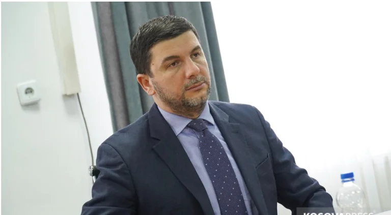 Krasniqi: il governo di Kurti più corrotto nella storia, top di Martin Berisha Kurt