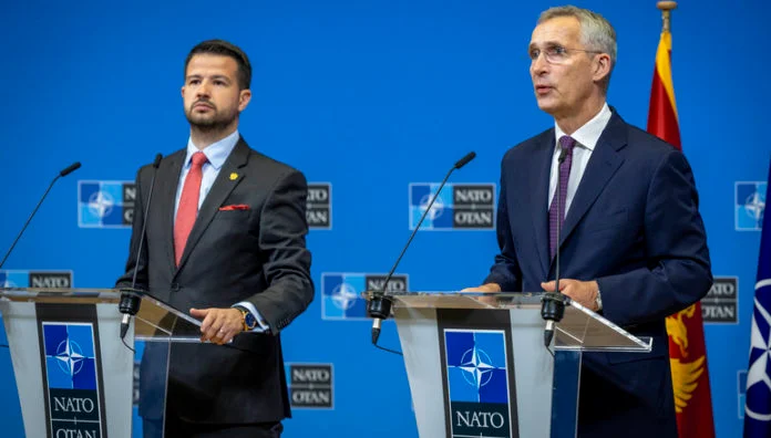 Stoltenberg, Milatovic appellent à réduire les tensions entre le Kosovo, la Serbie