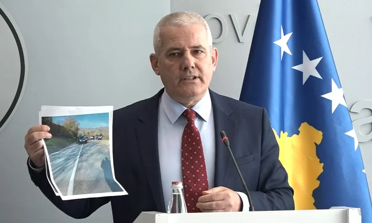 Svechla publica imágenes de cómo fueron secuestrados tres funcionarios de policía en el norte