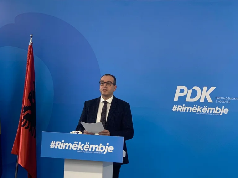 Josh: Kurti ha sbattuto il posto del primo ministro, Jablanovic si prende gioco di lui