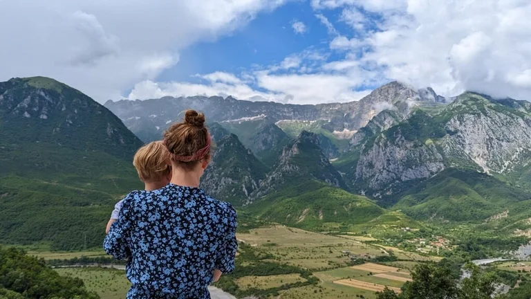 RT L: Albanie destination authentique des vacances de plus en plus populaires
