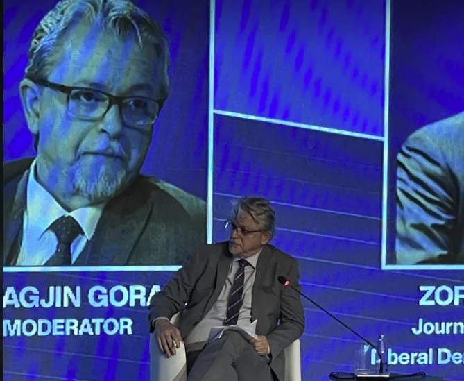 Gorani: Graduell sinken wir in eine Dimension, in der weder Gedanken noch andere Aktionen erlaubt sind