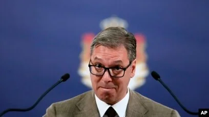 No estoy durmiendo para Kosovo efectuadax1 título, está afectando el tobogán de Vuciq hacia <x2 títuloa loco