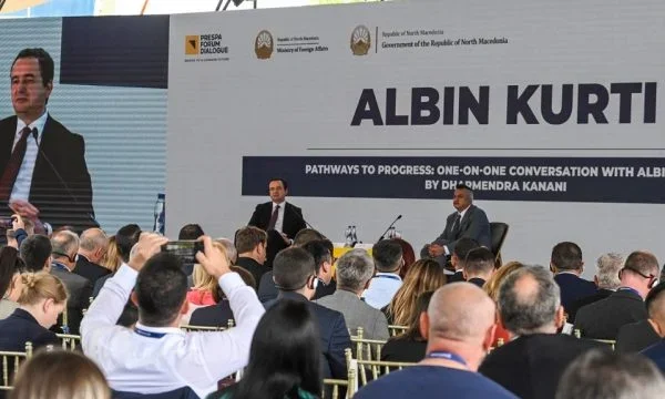 Kurt le dice a Lajcak de Prespa cómo trabajar para la Asociación