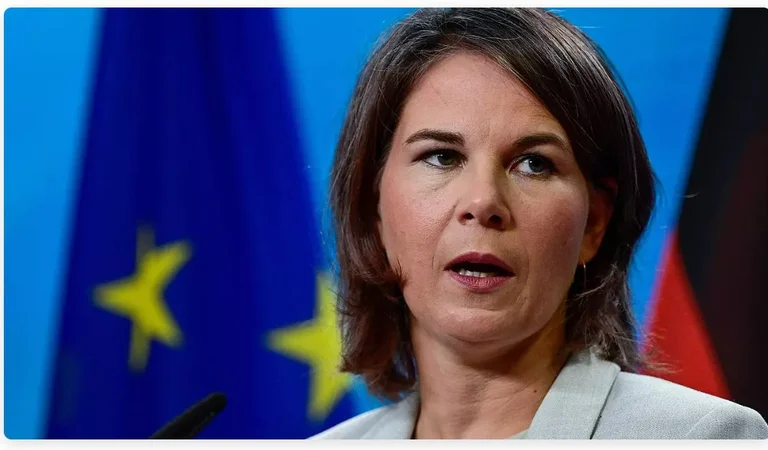 Le chef de la diplomatie allemande veut que la Serbie libère sans condition trois policiers du Kosovo