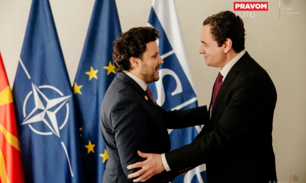 Abazovovic propose que le Monténégro accueille la réunion Kurti-Vuchic