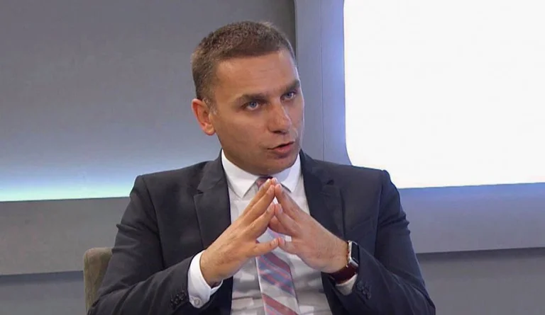 Kelmendi: Mañana mejora la emisión con los documentos de registro del Clan de Kosovo