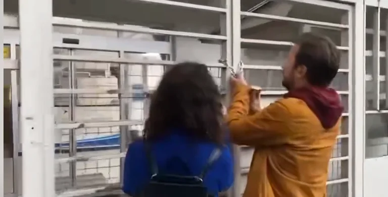 Acción simbólica PSD bloquea KPM