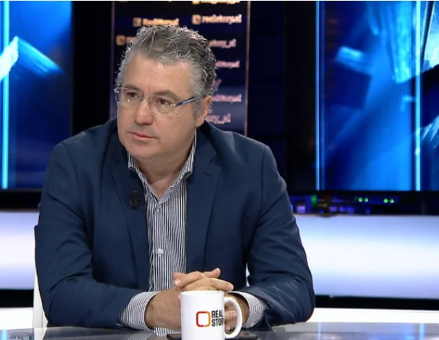 Albin Kurti, oder wie man Kosovo vor der Welt verlassen kann