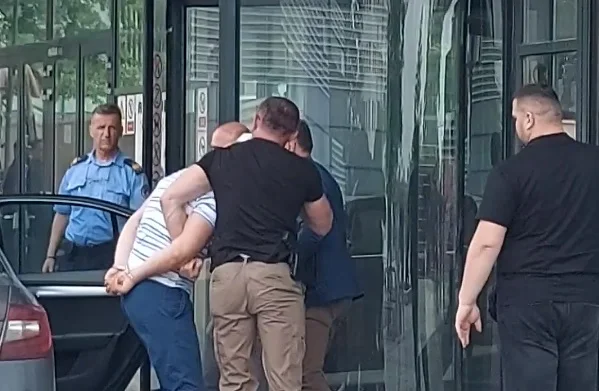 “Lute” inviato in tribunale sotto stretta sicurezza