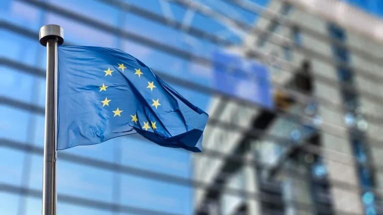 L'UE prépare un ensemble de sanctions contre le Kosovo