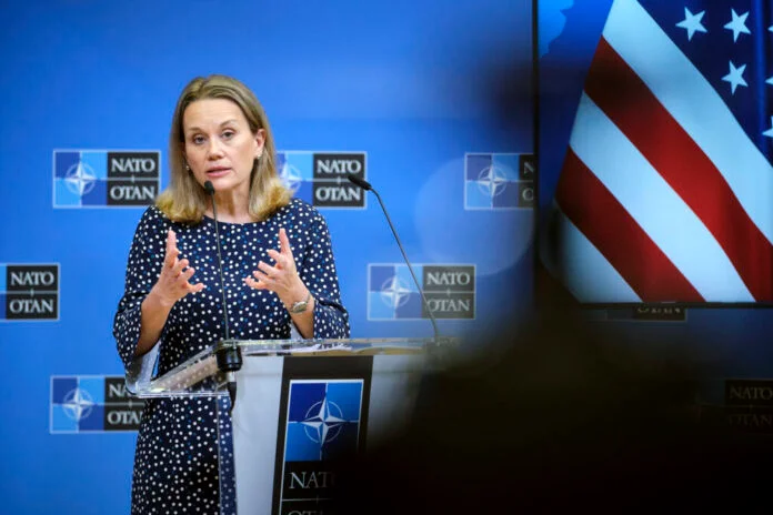US-Botschafter der NATO sucht Neustart des Kosovo-Serbiens