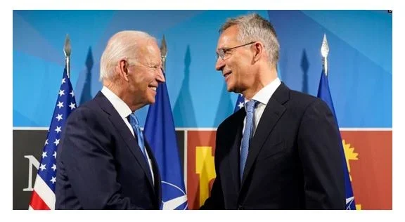 Biden annule la réunion avec Stoltenberg pour des raisons de santé