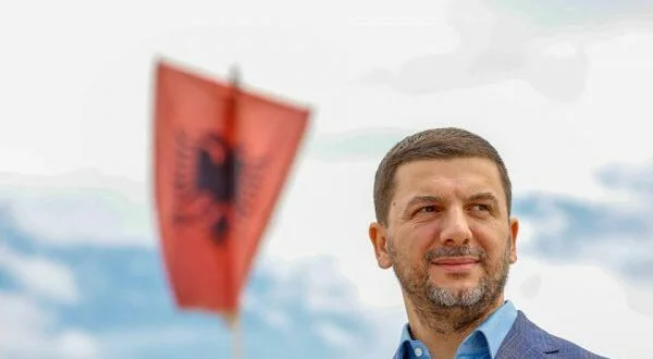 Krasniqi: Turp, Albin Kurti nuk e lejoi veteranin e UÇK-së të fliste në Reçak, i thuri elozhe Oliver Ivanoviqit