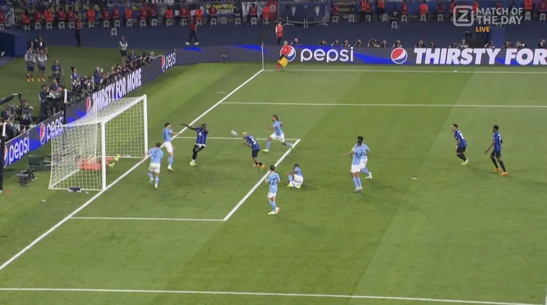 Who brought Luke into play? The player stopped the goal to take him to the net.