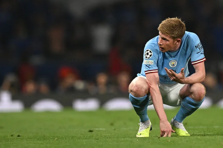 La ciudad toma el gran tiro, De Bruyne en 30 minutos deja final para la lesión.