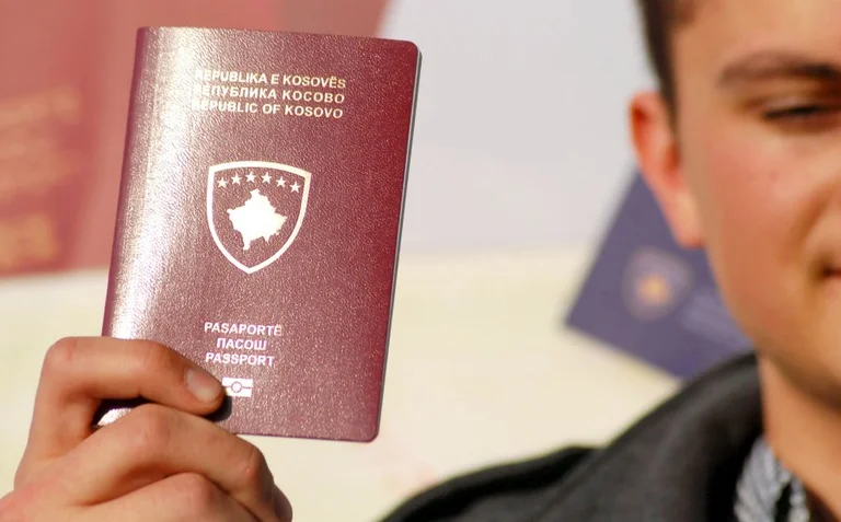 Calm down a bit: EU sources say suspension of visa liberalisation is not option