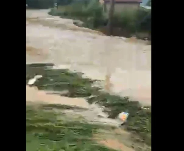 Image de l'inondation de Pristina à Meremor