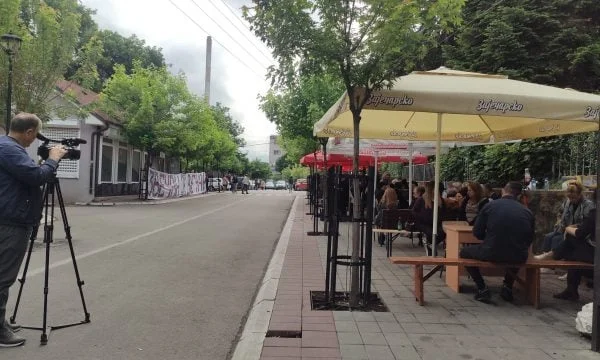 Serbs today still face municipalities in the north
