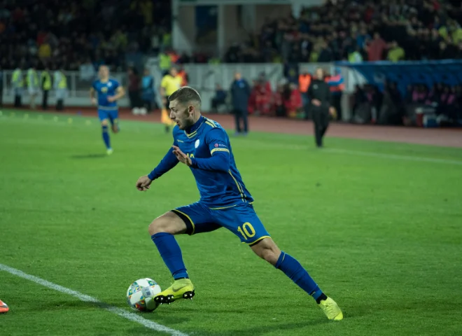 Arber Zeneli mostra perché non è in Kosovo Nazionale per le partite di giugno