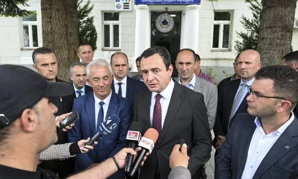 He was charged by Belgrade, citing the names of organisers of violence in the north, Kurti: We saw everyone in the picture.