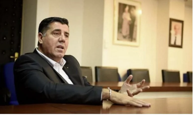 Haziri insta a Osman a ejercer el deber constitucional de reducir las tensiones en el norte