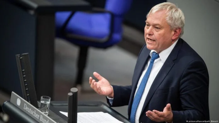 Tensions in the north, German MP: The climate of distrust led to dangerous dynamics