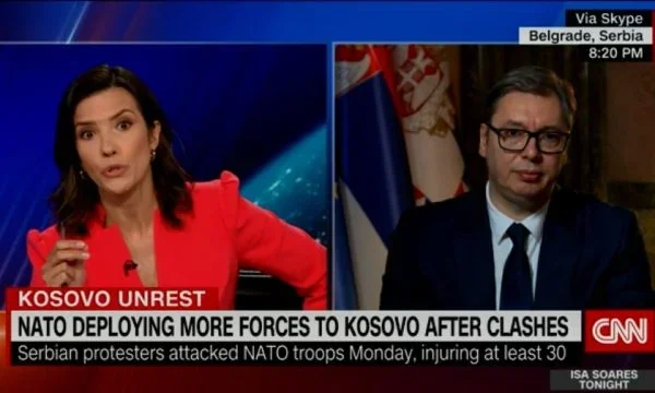 El momento en que el periodista de CNN se dirige a Vuciki: ¿Reconoce a Kosovo como un estado independiente y soberano?
