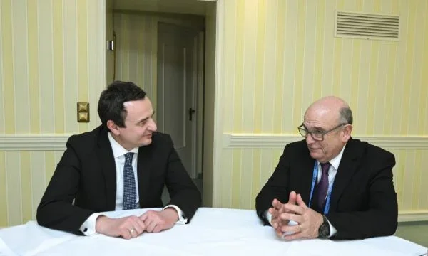 Peach después de reunirse con Kurt: Di un mensaje claro, las acciones gubernamentales han dañado la reputación de Kosovo