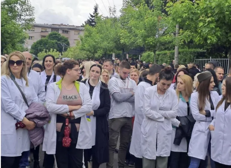 El personal sanitario se une al proyecto en Zvecan