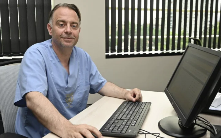 Entrevista de Prof. Dr. Konstantin Mitev ) Medicina regenerativa para tratar las artes dañadas