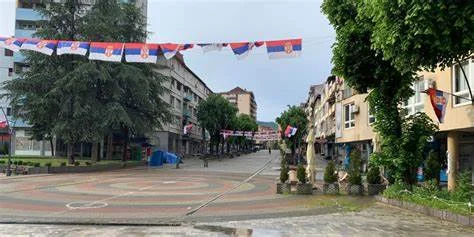 It is reported that Serbs in the north have received reports that they will not send children to schools.